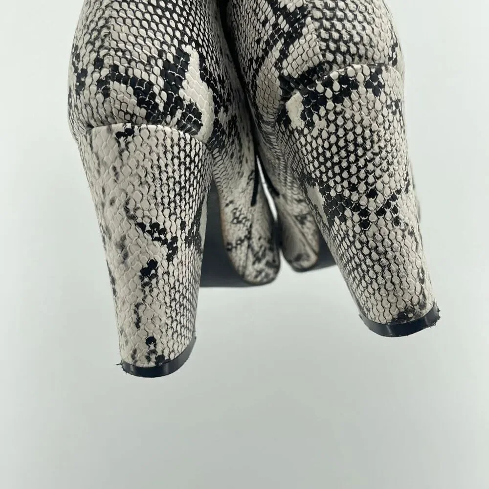 Women’s Black White Snakeprint Embossed Faux Leather Block Heel Ankle Boots 8.5